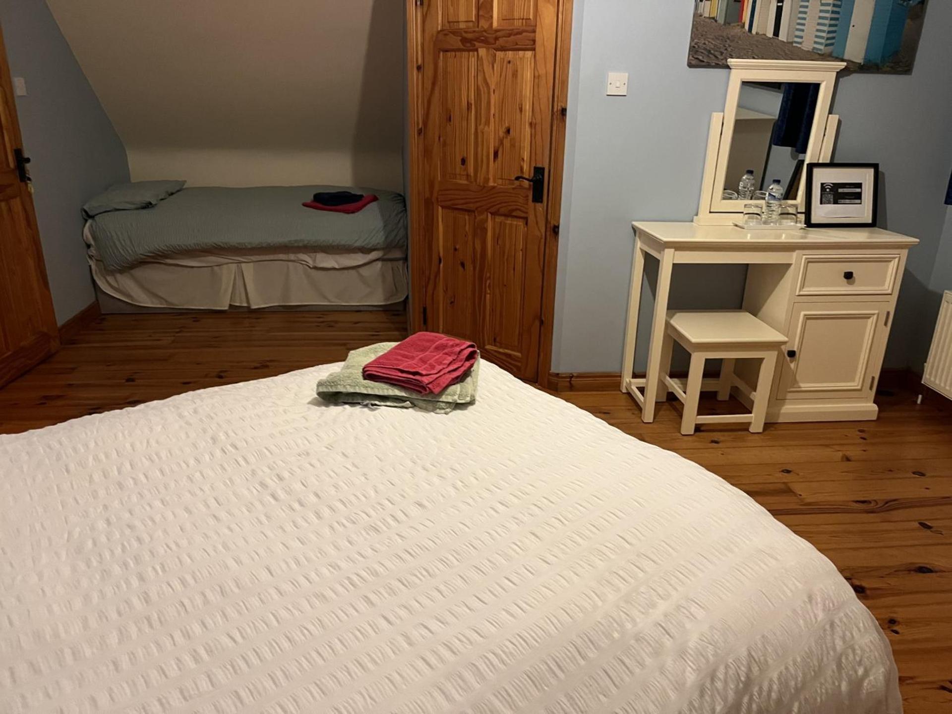 Oughterard Homeshare Killarone Extérieur photo